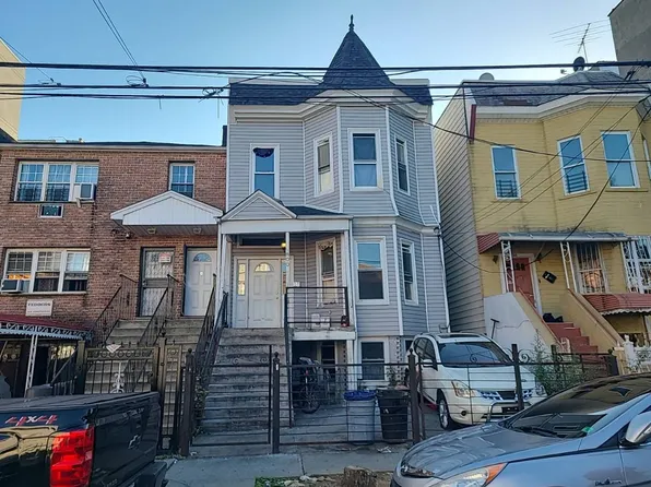 800 Elsmere Pl, Bronx, NY 10460