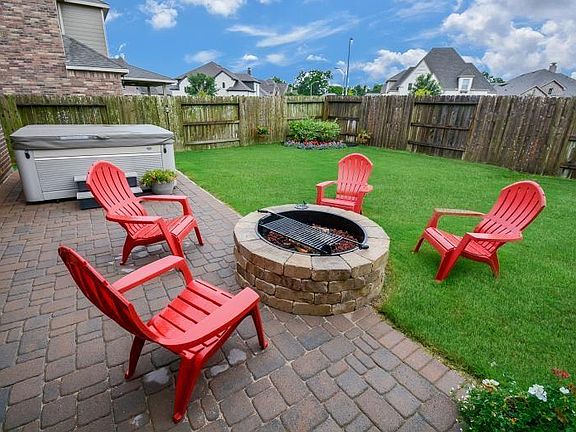 4th image of 4843 Trickle Creek Dr