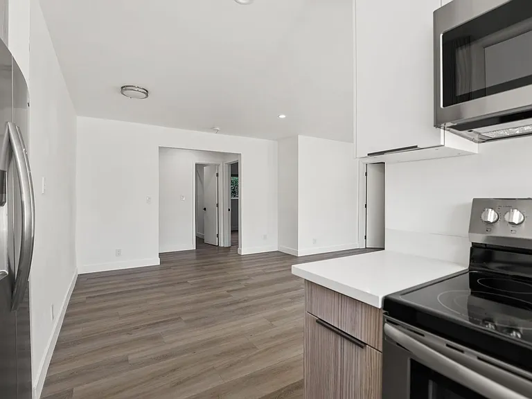 8777 Cadillac Avenue Apartments — Photo 40