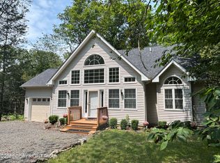 108 Lyman Lane, Gouldsboro, PA 18424