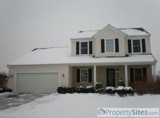 6817 Greenspire Dr, Lewis Center, OH 43035