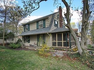 851 Dixie Ln, Plainfield, NJ 07062