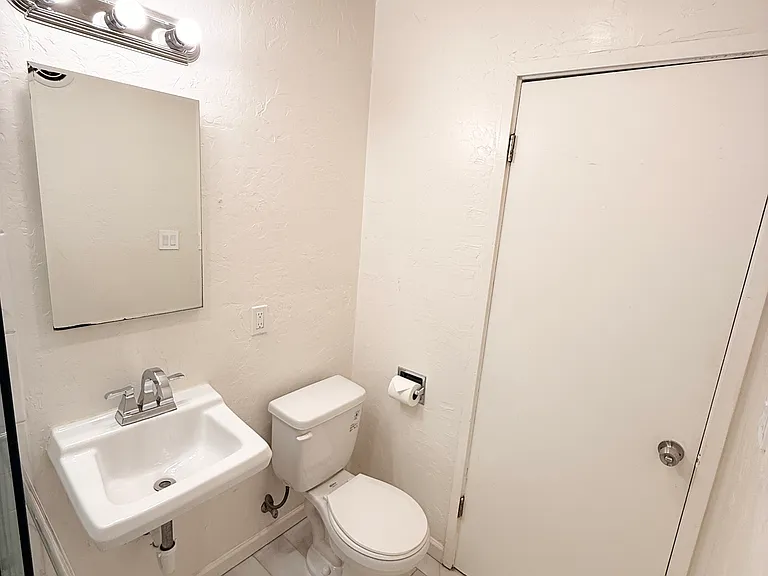 2521 Piedmont Ave #1 — Photo 11
