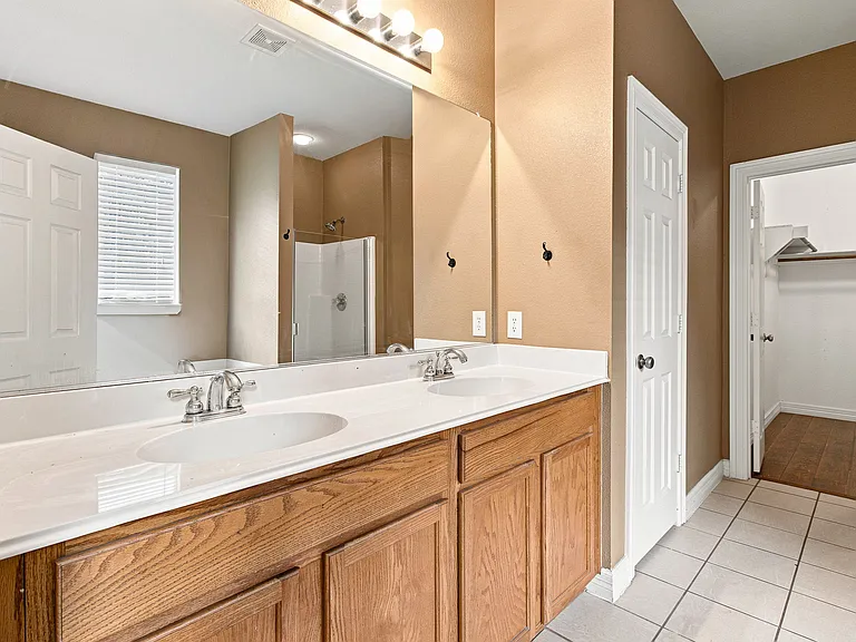 4608 Brighton Dr — Photo 26
