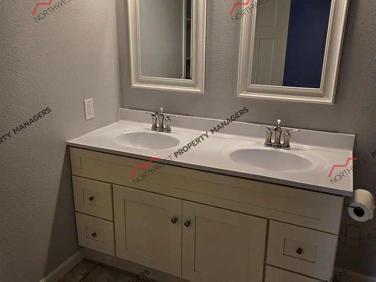 212 Galaxie Rd — Photo 25