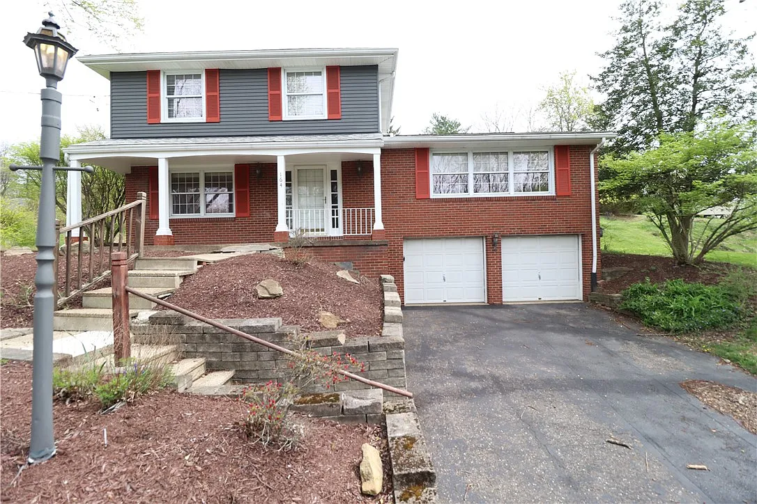 164 Friar Ln photo 1