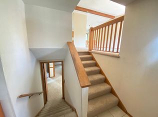 411 Meadow Run Dr SW, Rochester, MN 55902