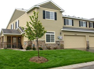 9144 Fox Ct, Victoria, MN 55386