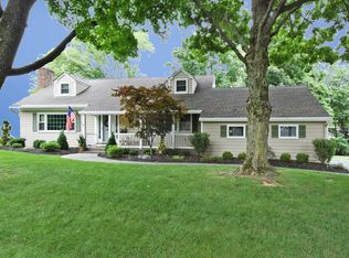 2140 Buttonwood Ln, Scotch Plains, NJ 07076
