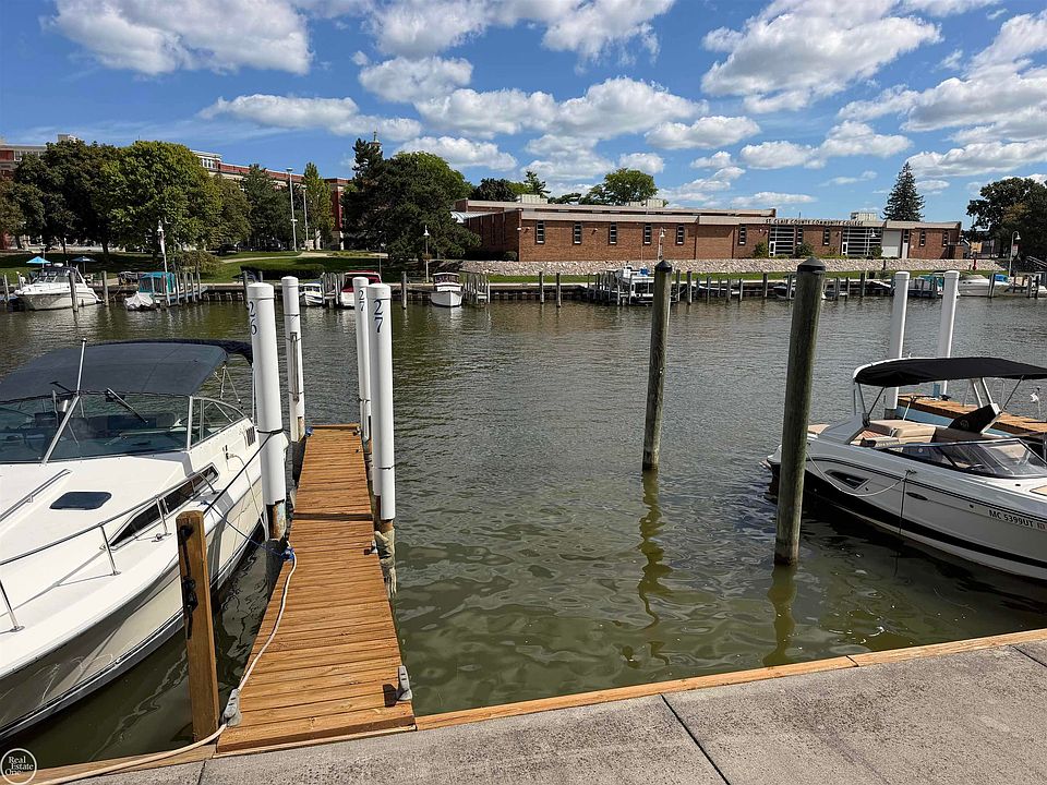 1st image of Boat Well Cross Pointe Riv #27