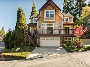 445 Clearwater Ln, Lake Arrowhead, CA 92352