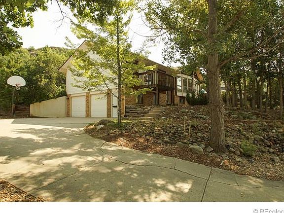 3rd image of 340 S Larkspur Dr