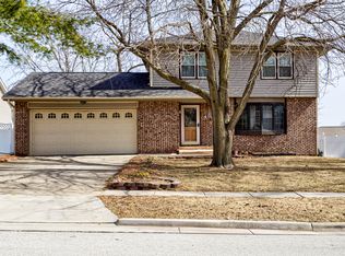 416 Jeffrey Ln, Ames, IA 50014