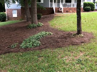 3362 Crossing Dr, Snellville, GA