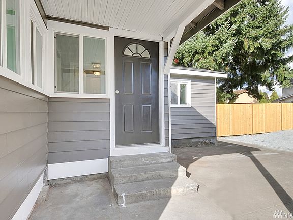 4th image of 2246 I St NE