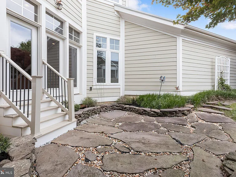 11426 Ellington St — Photo 45