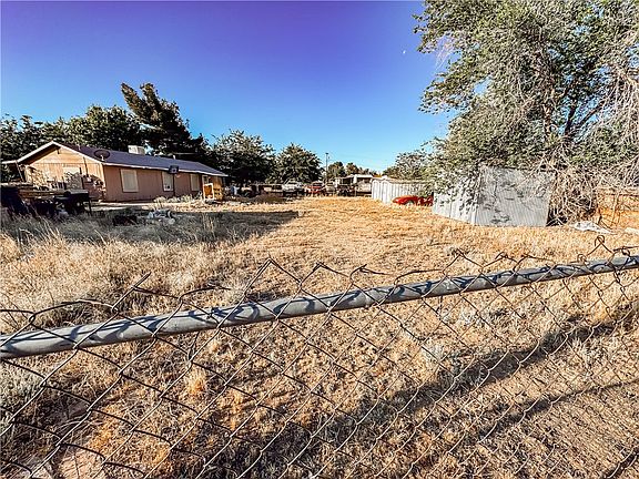 3rd image of 3975 E Hearne Avenue