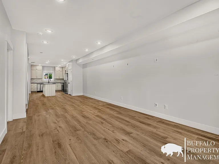1426 Fremont Ave — Photo 7