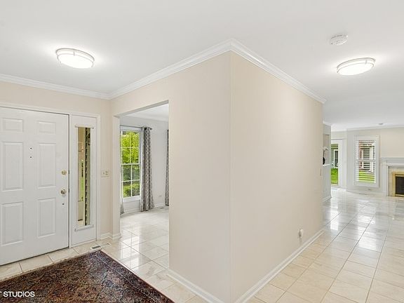 3rd image of 235 Spring Creek Cir Unit 0