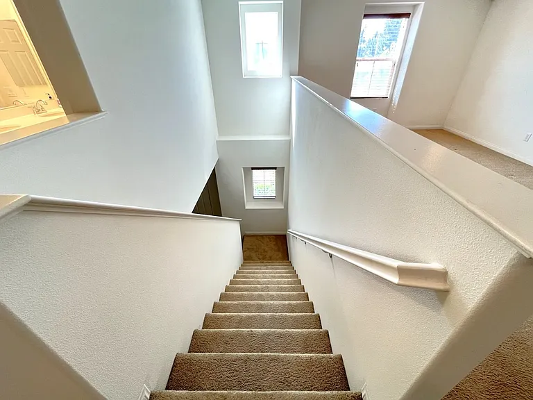7143 Leighton Dr — Photo 25