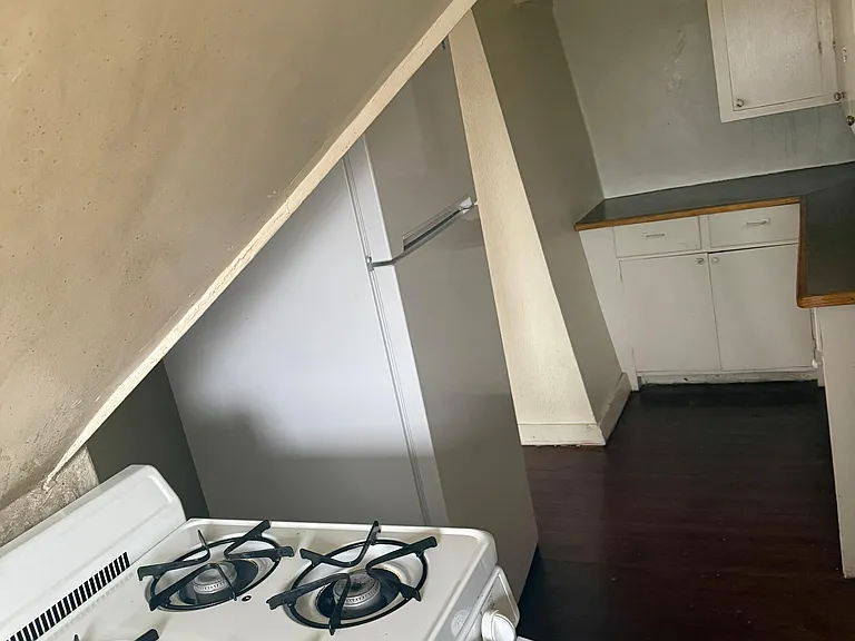 805 S Cedar Ave #1 — Photo 4