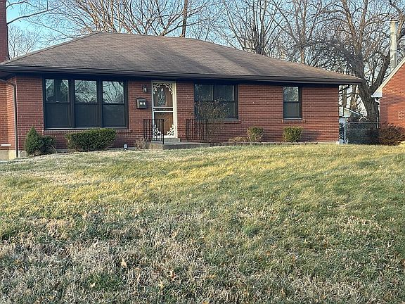 2nd image of 3818 Chevy Chase Rd