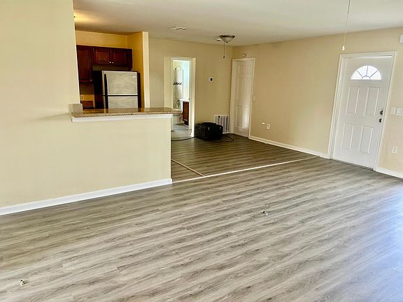 3rd image of 11450 NW 35th Place