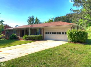 4562 River Rd, Ellenwood, GA 30294