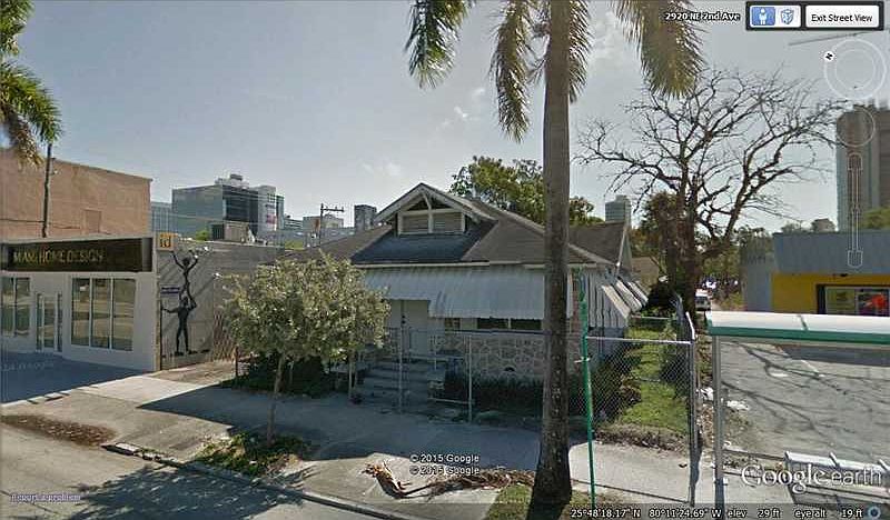 1st image of 2923 NE 2nd Ave
