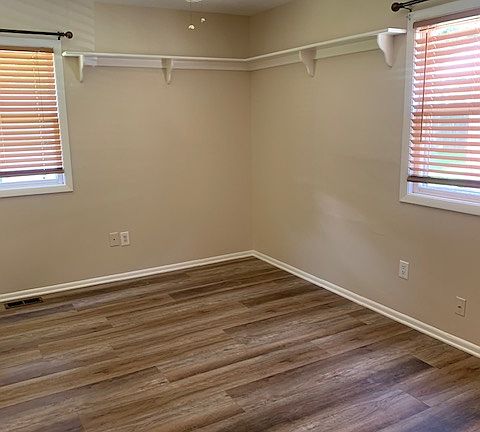 5th image of 3914 Buckland Sq