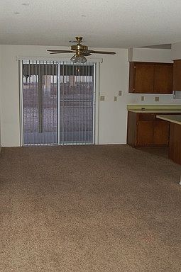 4th image of 3446 Newport Dr