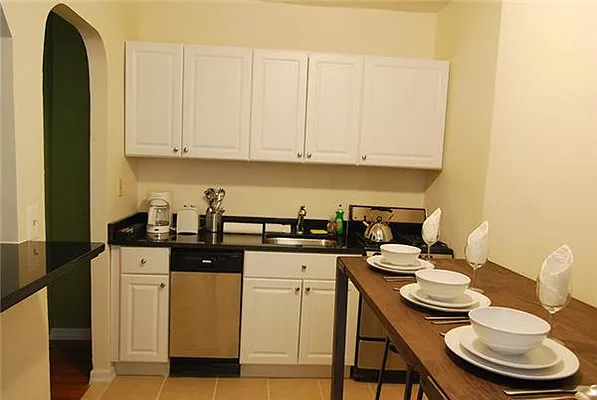 Rented by Atlas Real Estate New York | media 94