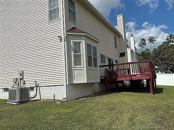 15641 Piedmont Pl, Woodbridge, VA 22193