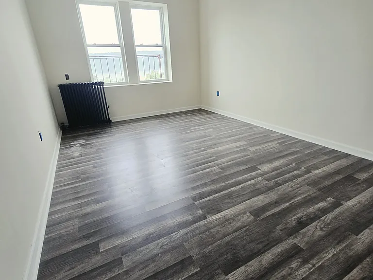 369 Warburton Ave #3A — Photo 12