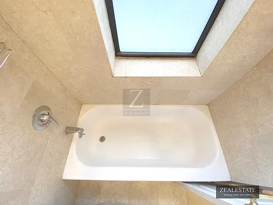 Rented by ZealEstate Group Inc | media 15