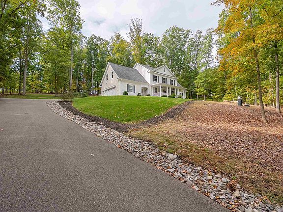 4th image of 2965 Mill Wood Ln