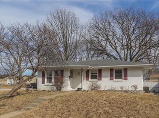 3933 65th St, Urbandale, IA 50322