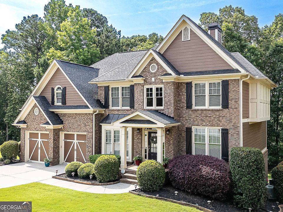 1st image of 9847 Forest Hill Dr