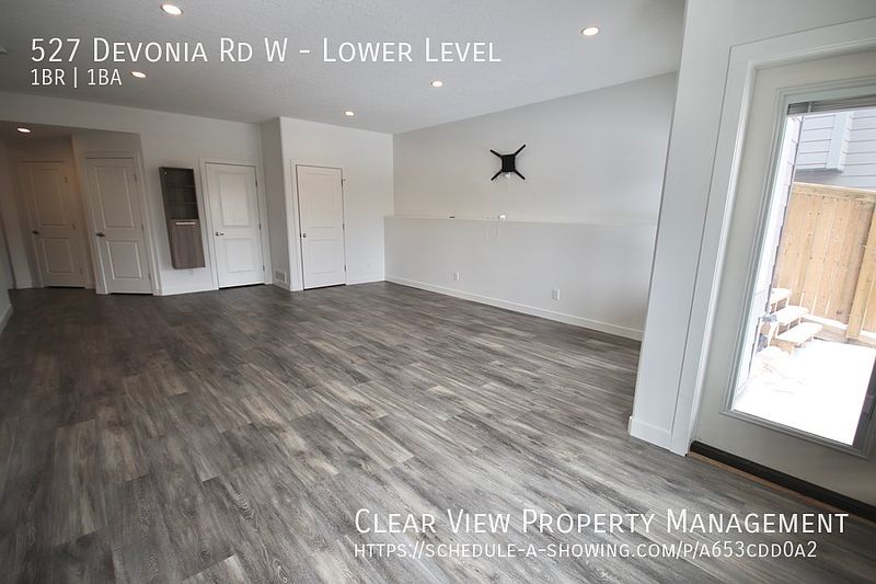Lethbridge Apartment for rent - 1 Bedroom — photo 3