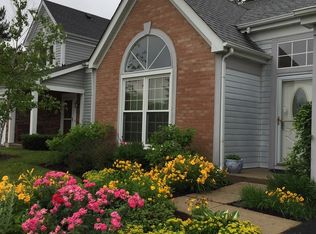 1197 Regent Dr, Mundelein, IL 60060