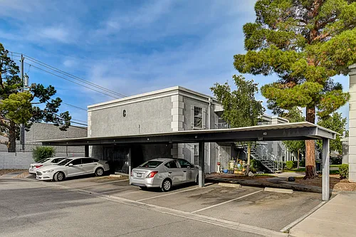 3823 S Maryland Pkwy #10 Photo 1