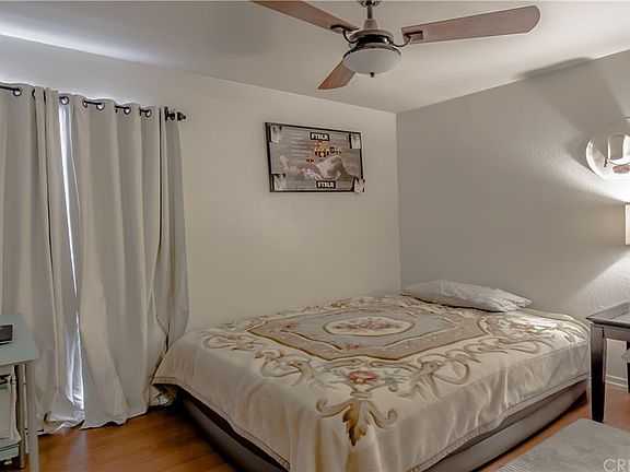 5th image of 20134 Leadwell St Unit 358