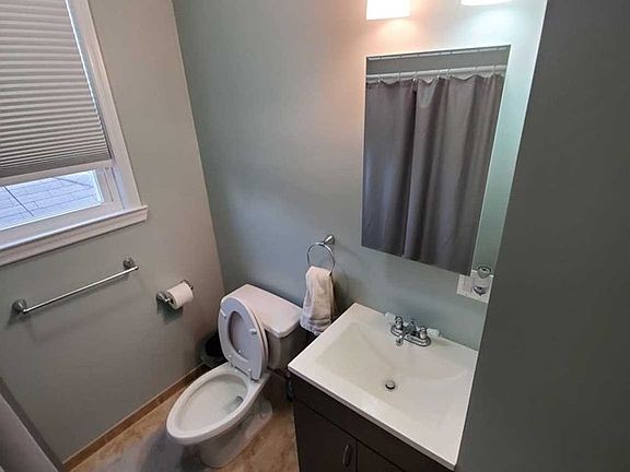 5th image of 177 Sunset Ave #3