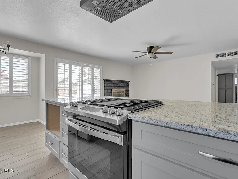 10516 Cuesta Brava Ln — Photo 13