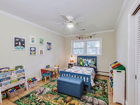5th image of 14904 Claude Ln