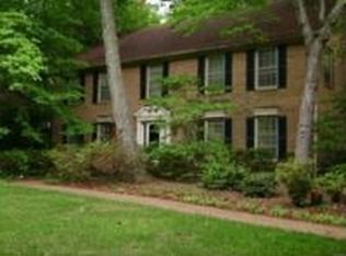 3035 Lake Forest Dr, Greensboro, NC 27408