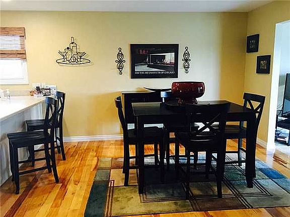 5th image of 26377 Stillwater Dr