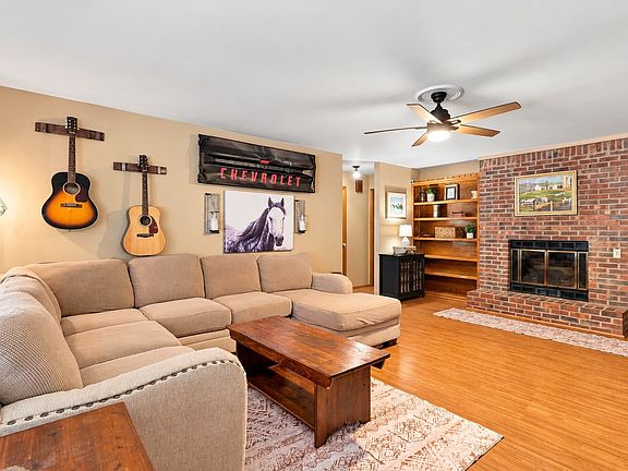 5th image of 356 View Ridge Dr