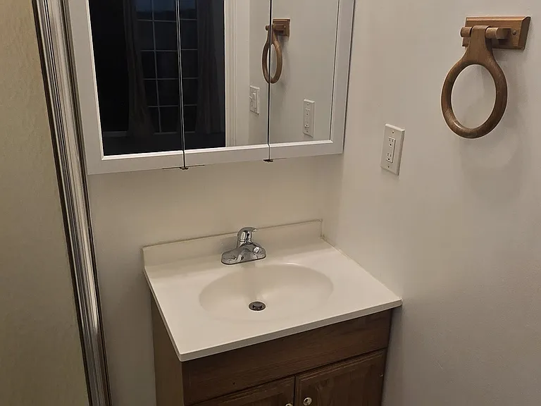 6212 Zelzah Ave — Photo 8