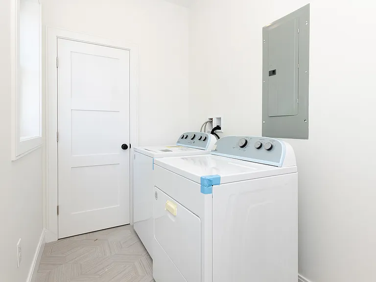 71 Stanton St #3 — Photo 8